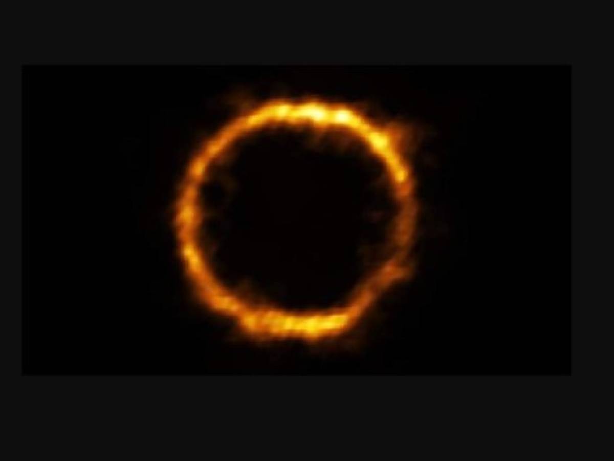Una galaxia similar a la Vía láctea detectada a 12.000 millones de años luz