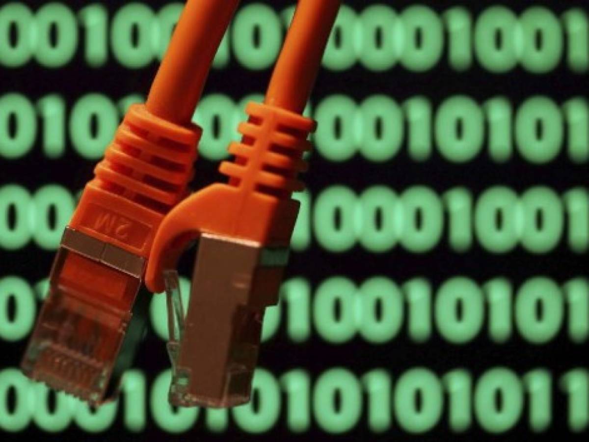 EEUU desconecta dos sitios de la 'Dark web' por armas y drogas