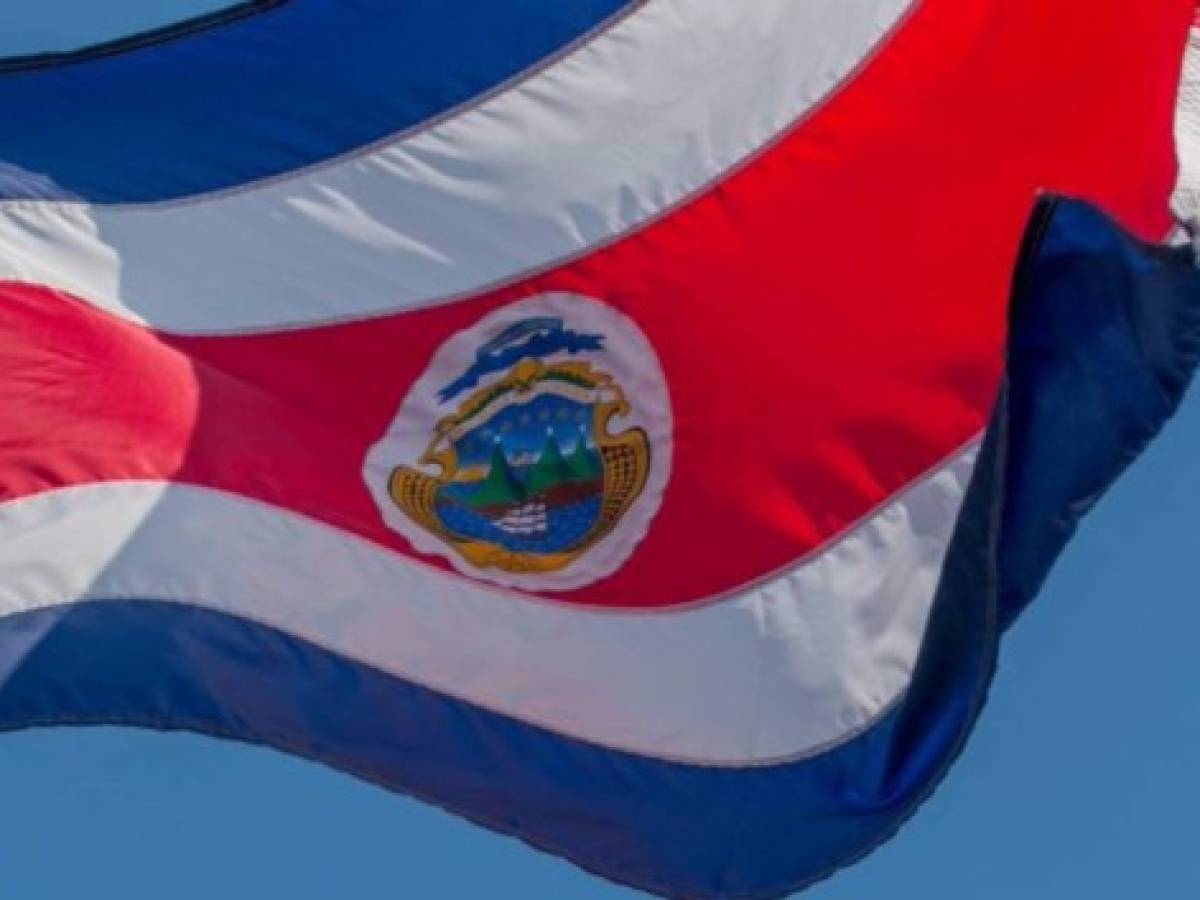 Costa Rica crea categoría especial de asilo para venezolanos, nicaragüenses y cubanos