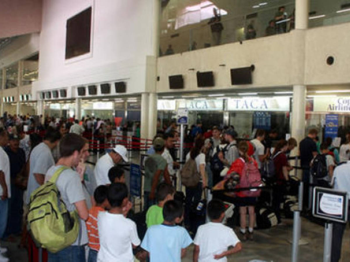 Honduras: impuesto de salida aérea subirá un 3%