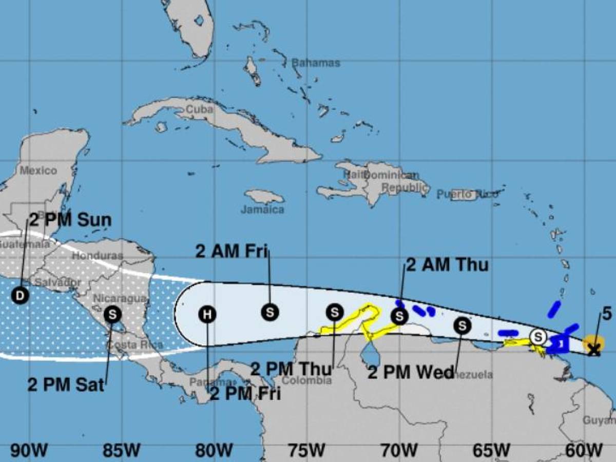 Aumenta posibilidad que tormenta tropical se convierta en huracán en el Caribe