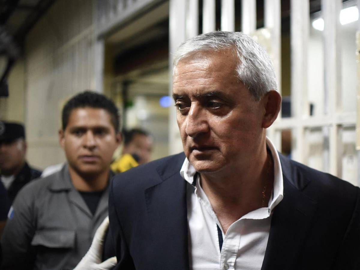 Guatemala: Otto Pérez Molina debe pagar casi US$1.7 millones para salir de prisión por Caso La Línea