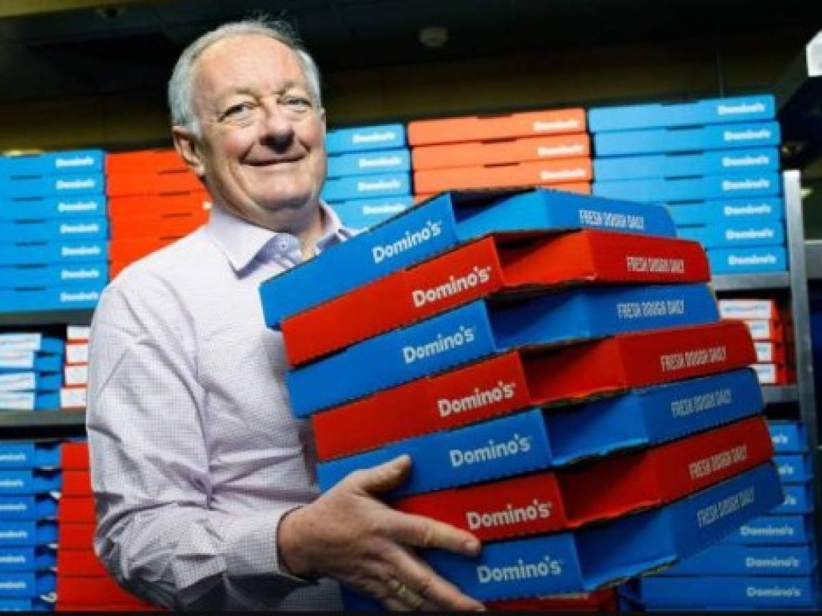 Renuncian CEO y presidente de Domino's Pizza tras la caída de beneficios