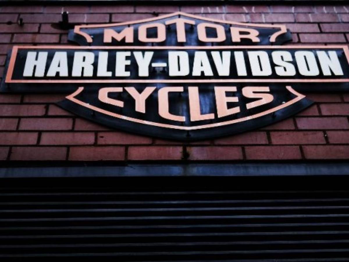 Trump vuelve a atacar a Harley-Davidson por mudar producción al extranjero