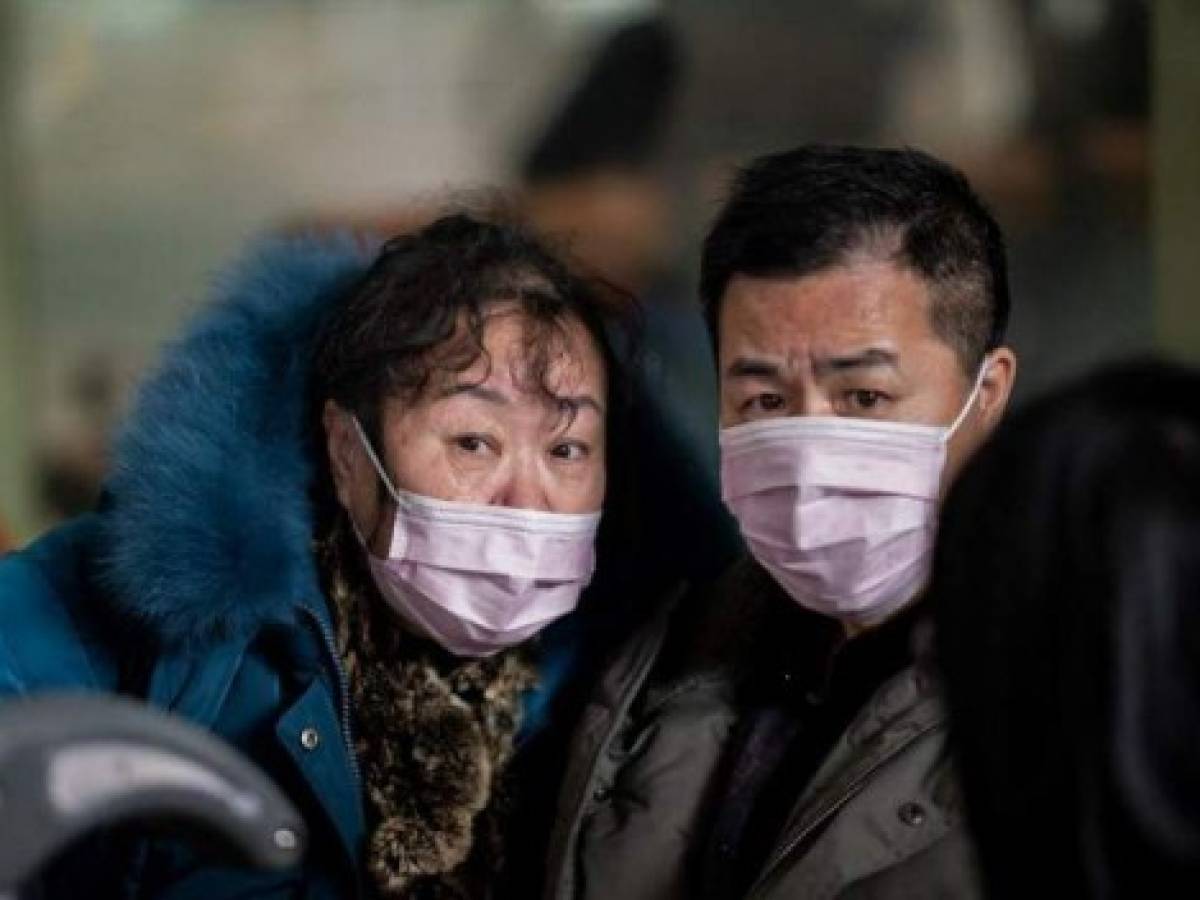 Las autoridades sanitarias de Brasil también investigan un posible primer caso de coronavirus en el país, el de una mujer que desembarcó en la ciudad brasileña de Belo Horizonte procedente de China.