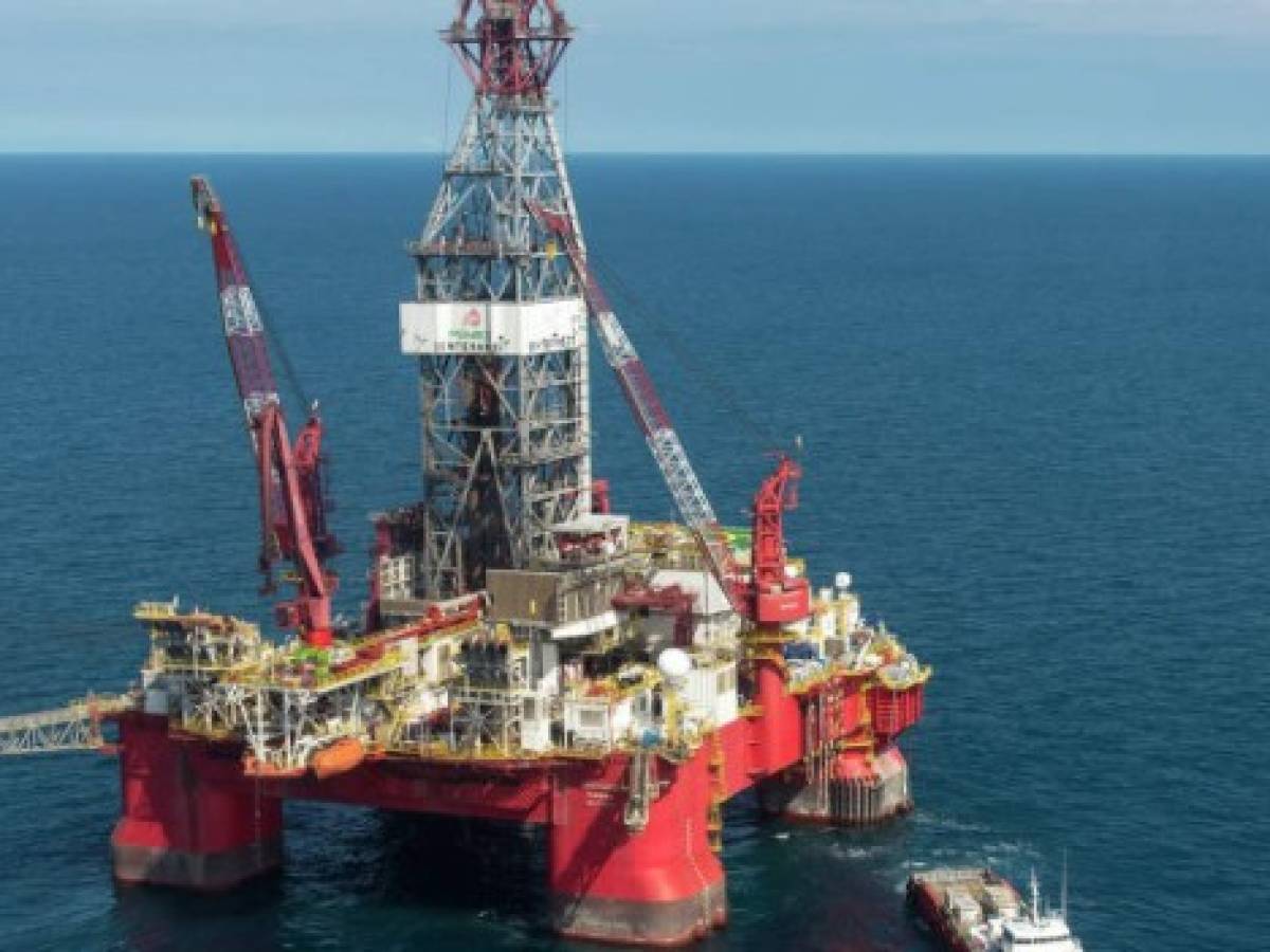 México posterga licitaciones petroleras hasta que López Obrador asuma presidencia