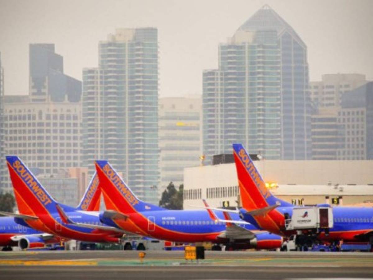 Aerolíneas estadounidenses claman por ayuda inmediata