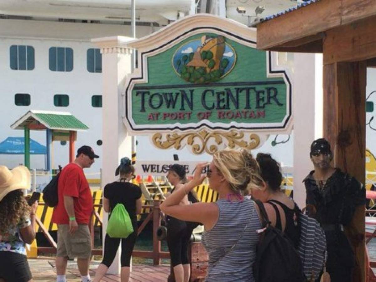 Honduras: Roatán recibe un crucero por día