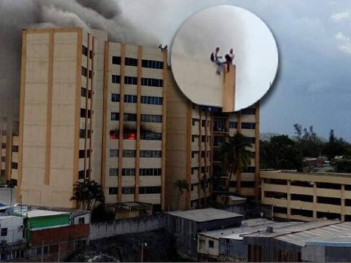 Incendio consume torre de ministerio de Hacienda en El Salvador