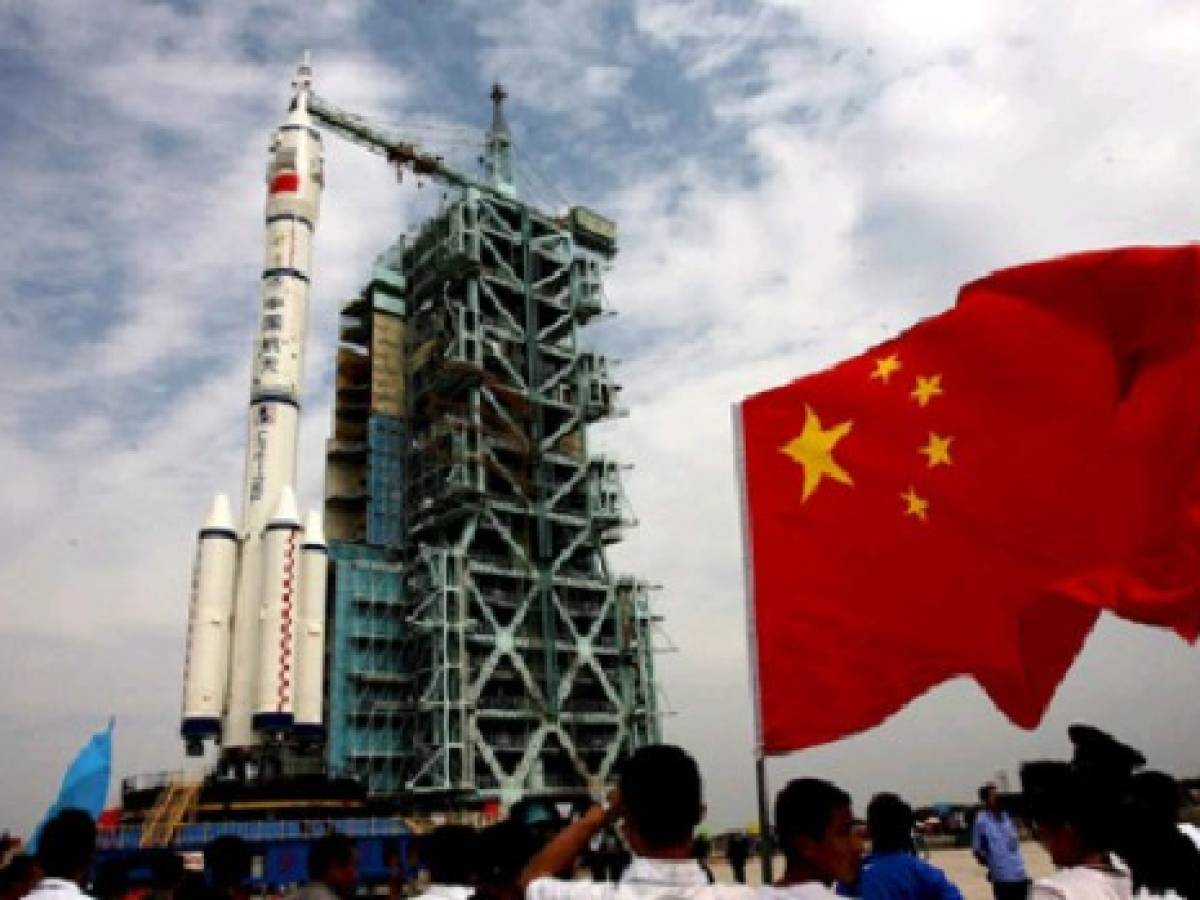 China se opone a la carrera armamentística en el espacio iniciada por Trump