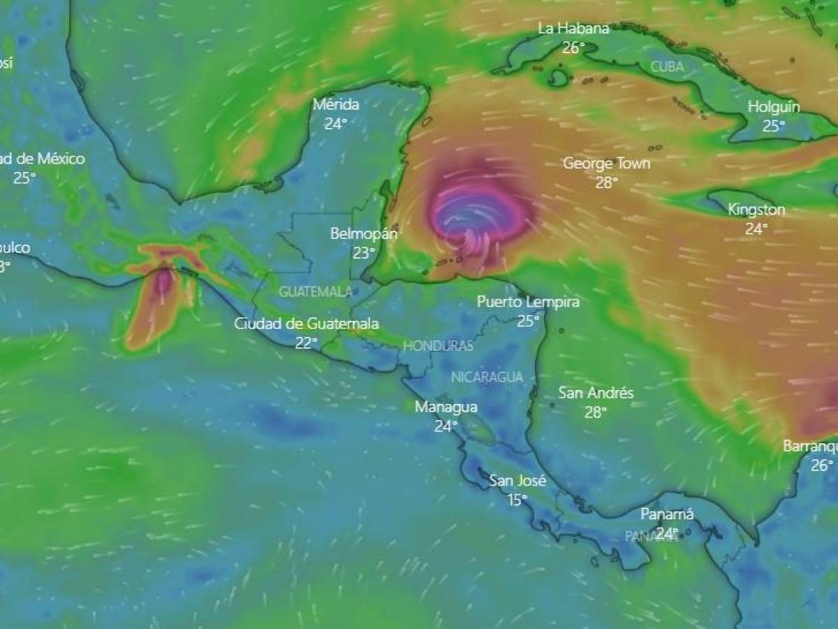 Lisa amenaza en convertirse en huracán en el norte de Honduras