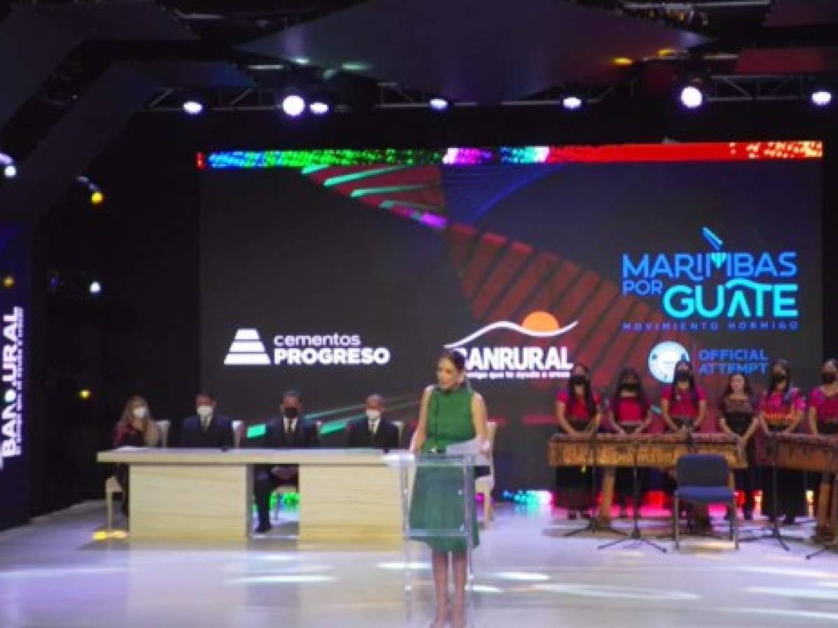 Privados de Guatemala apuestan por el ensamble de marimbas más grande del mundo