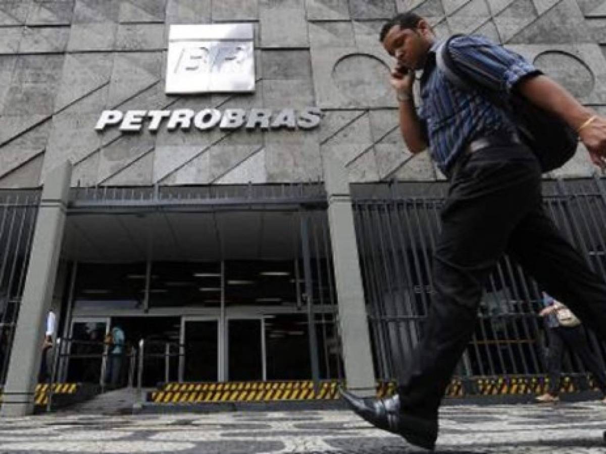 Corruptos de Petrobrás devolverán US$165 millones