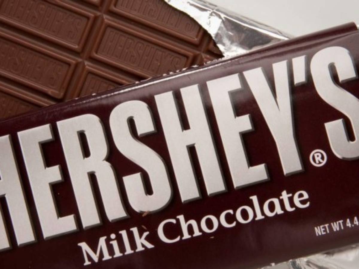 Chocolatera Hershey rechaza oferta de compra de Mondelez