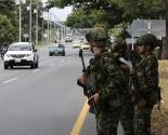 <i>Durante la madrugada del sábado, un grupo no identificado instaló y detonó explosivos en un peaje en construcción ubicado en el sector de Mondomo, sobre la Vía Panamericana. (Foto: EFE)</i>