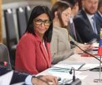 Según informó Transparencia Venezuela, la deuda externa de Venezuela se estima en más de US$170.000 millones.El gobierno interino de Rodríguez avanzó en el reingreso de relaciones con el FMI y el BM. (Foto: EFE)