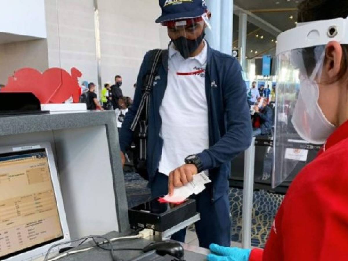 Pandemia frena 16 años de incrementos en sector aviación de la región