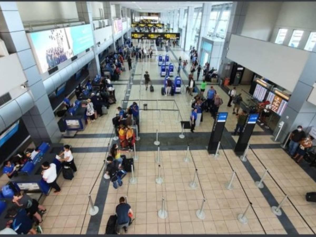 Panamá restringe el ingreso de extranjeros al país