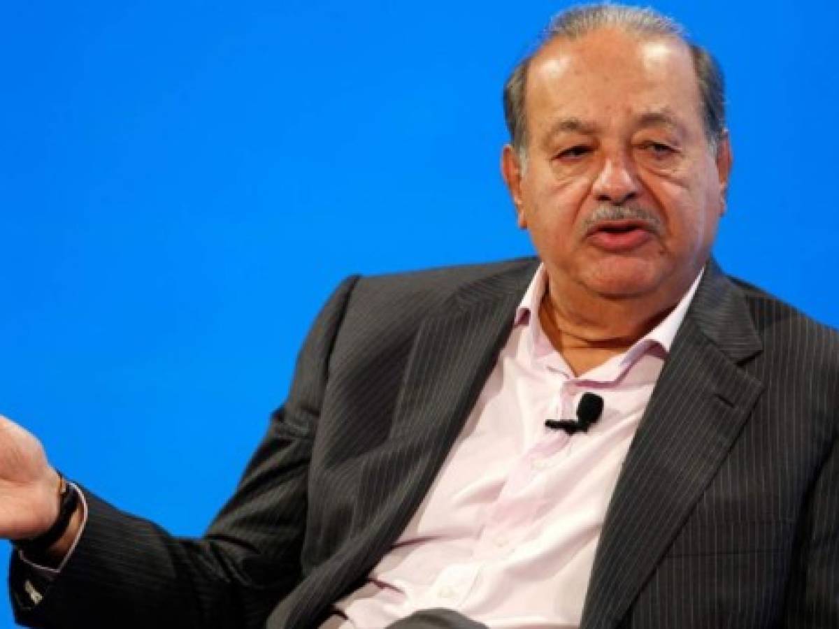 Empresario Carlos Slim pide elevar salario mínimo en México