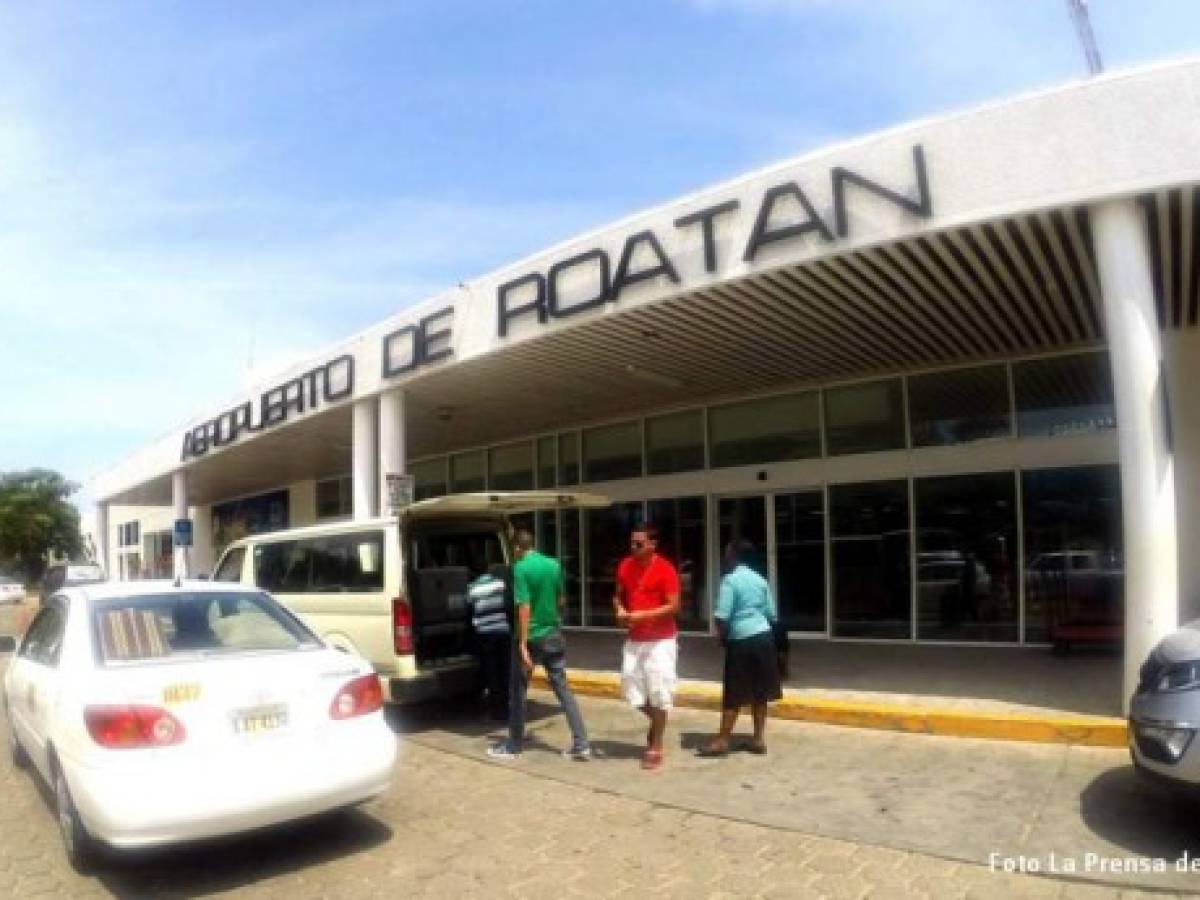 Aeropuerto de Roatán recibe la certificación internacional