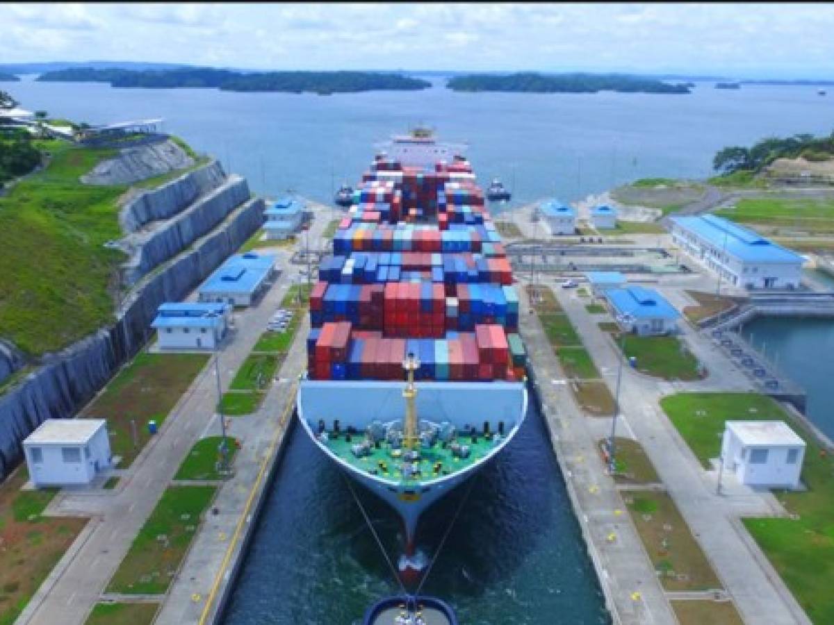 Aumenta en 1,8% el tránsito de embarcaciones por el Canal de Panamá