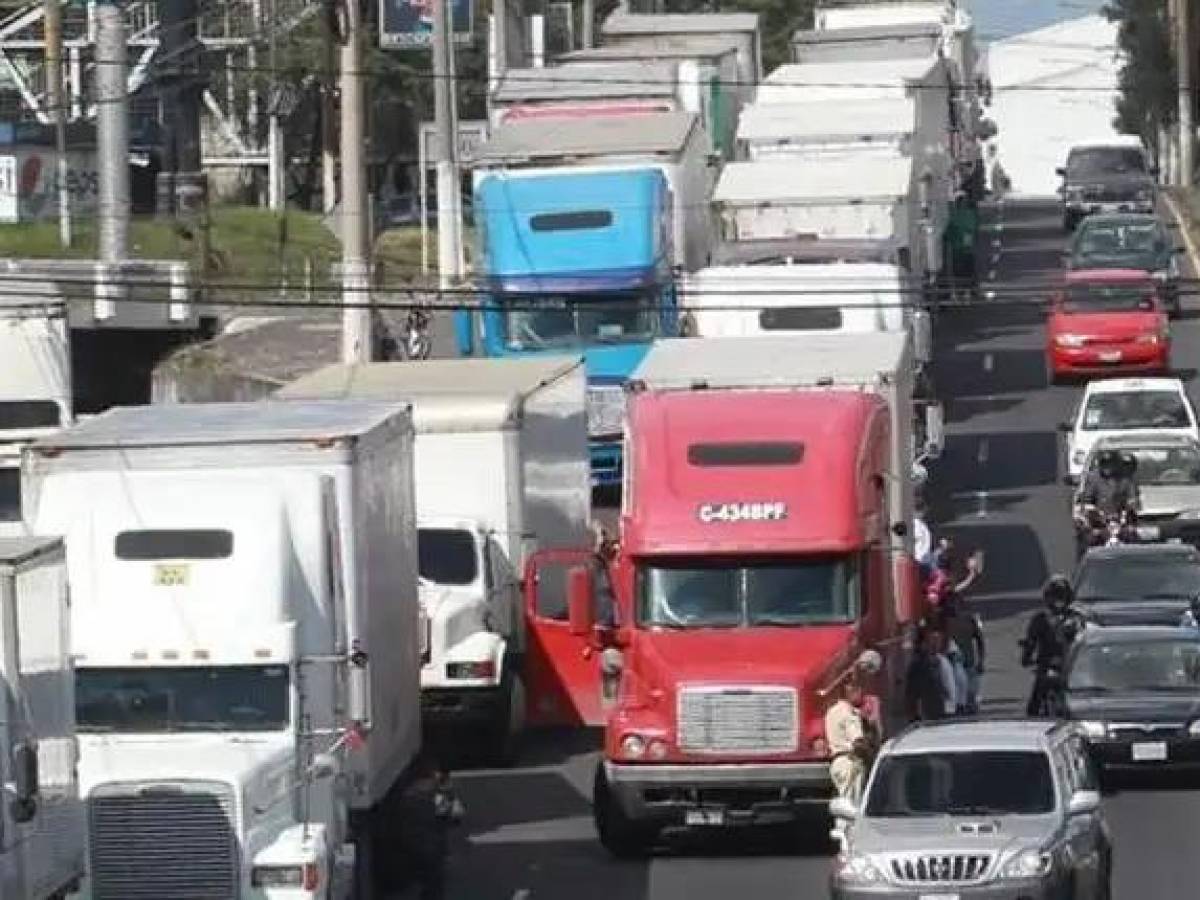 Guatemala: transportistas anuncian movilización para el martes 8 de noviembre