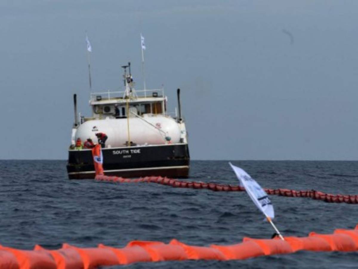 Honduras: Nueva máquina lucha contra isla de basura en el Caribe