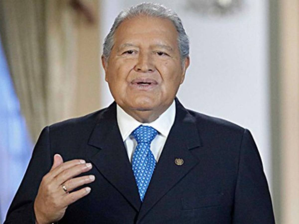 El Salvador: Mayoría cree que Sánchez Cerén es manipulado