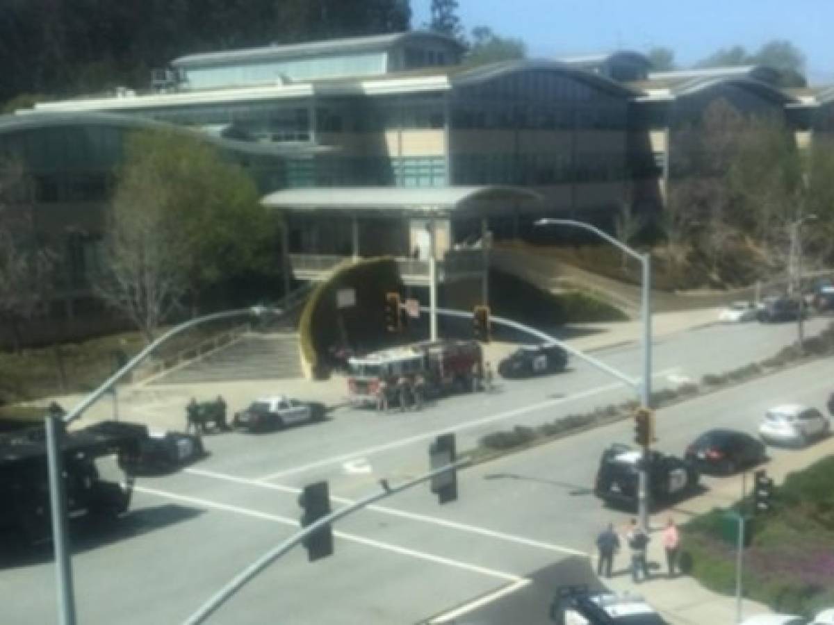 Última Hora: Reportan disparos en la sede principal de YouTube