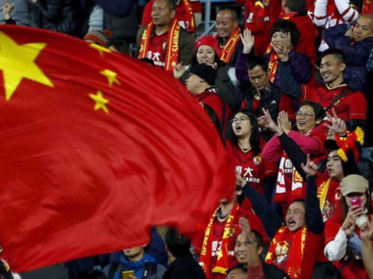 China invierte US$2.413 millones en equipos de fútbol