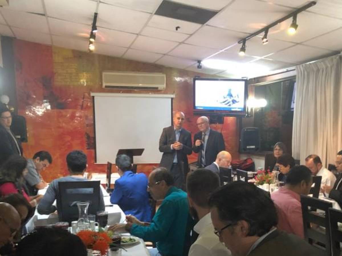 Empresarios canadienses capacitan a guatemaltecos