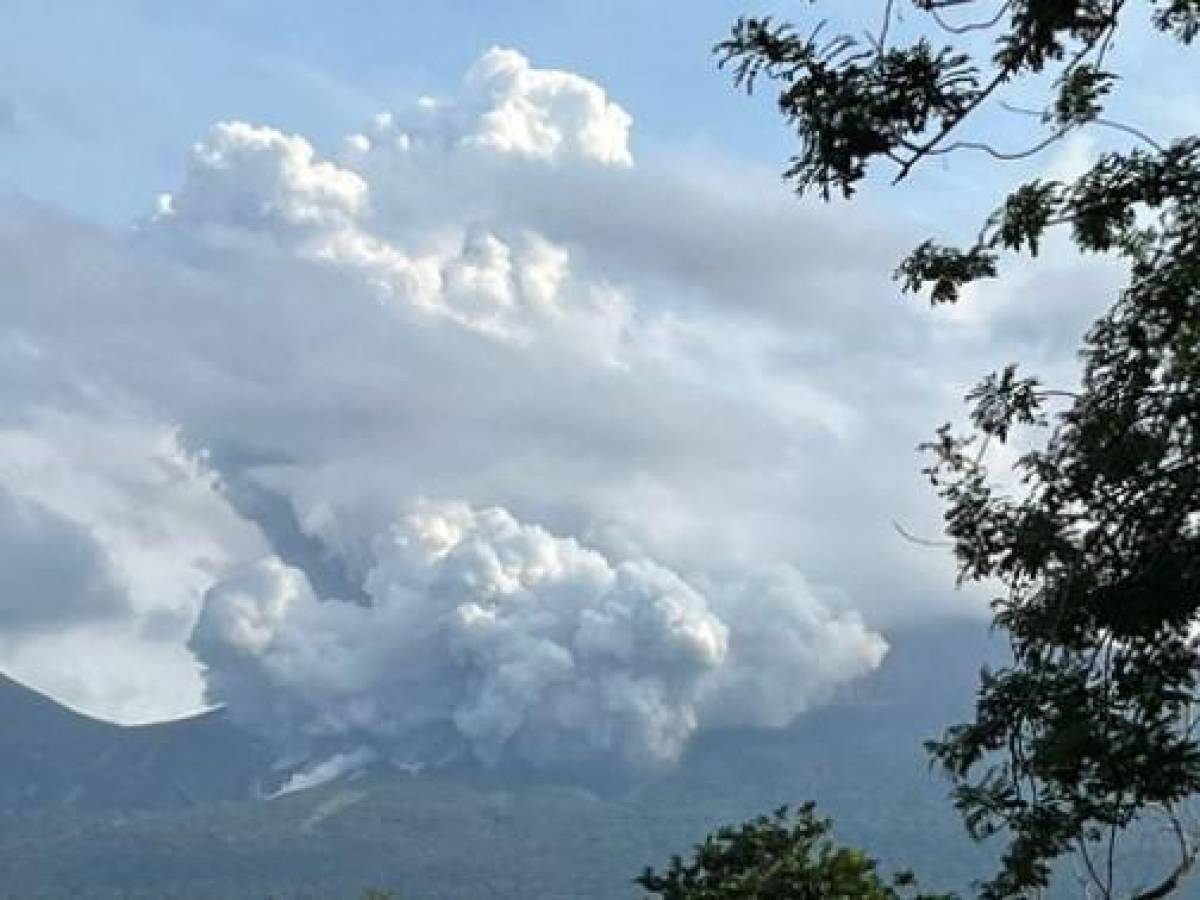 Volcán Rincón de la Vieja en Costa Rica registra erupción ‘energética’