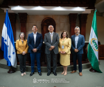 <i>Como parte del acuerdo, SENPRENDE ampliará el acceso a herramientas de fortalecimiento empresarial dirigidas a emprendedores y mipymes en distintas etapas de desarrollo. Foto de cortesía</i>