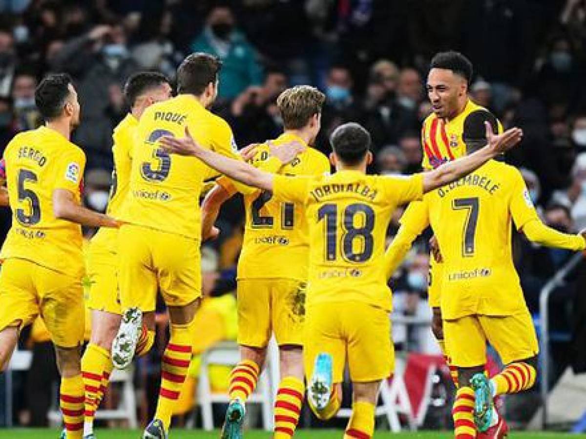 El Barcelona goleó 4-0 al Real Madrid en el Santiago Bernabéu