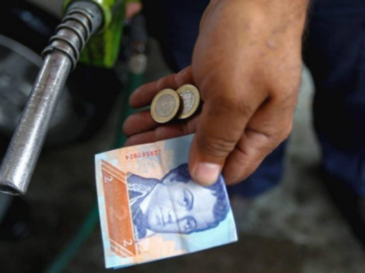 Venezuela: Anuncian regulaciones en la venta de gasolina