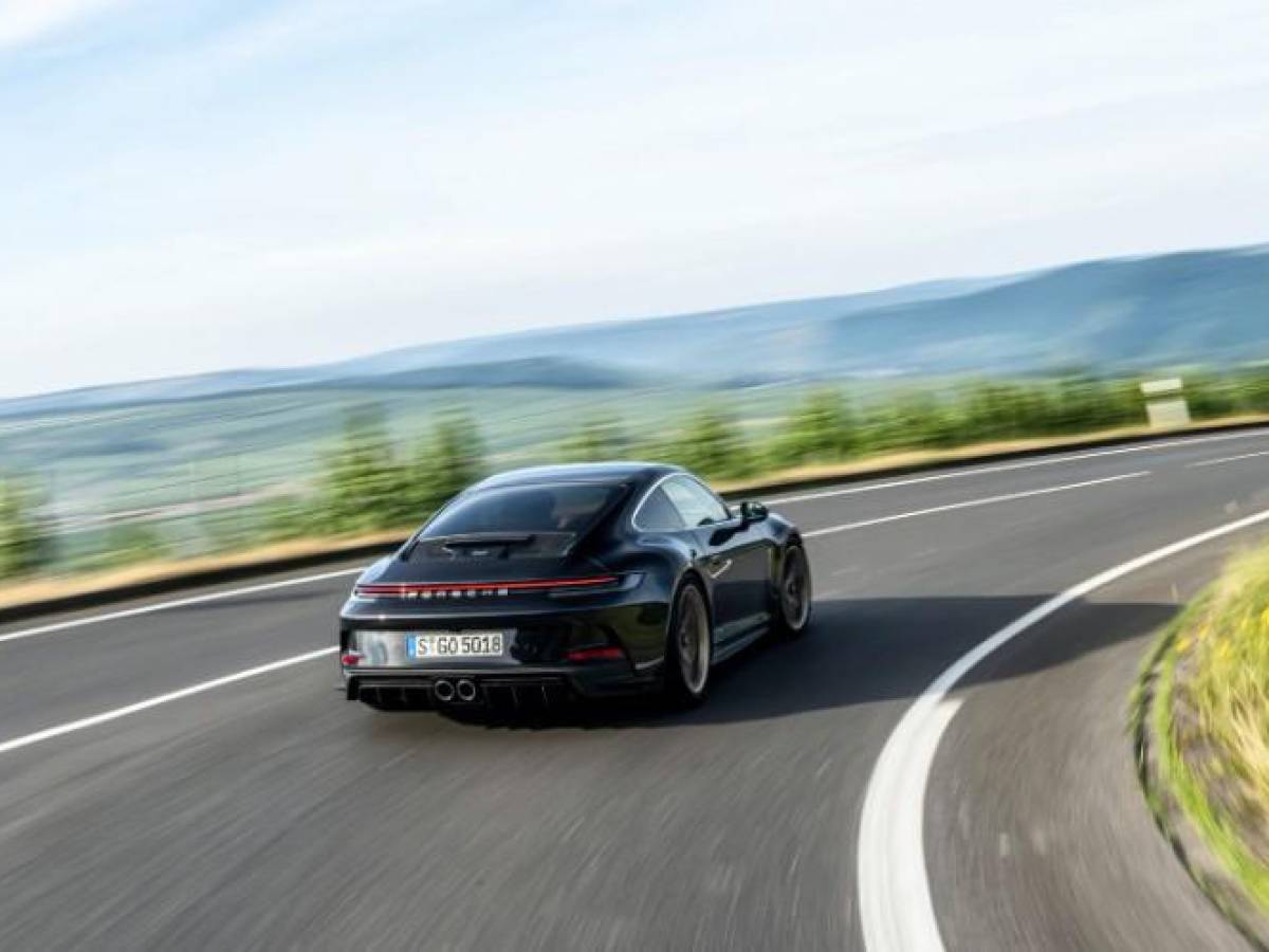 Ventas de Porsche crecen 2 % en primeros nueve meses de 2022