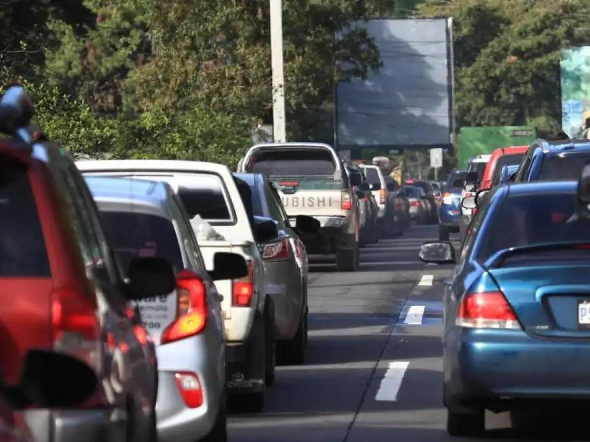 Viajeros y turistas son afectados en Guatemala por las condiciones de las carreteras