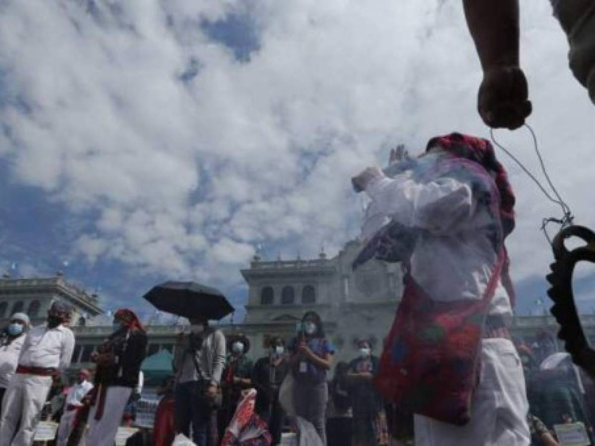 Bicentenario: conmemoración, celebración y manifestaciones marcan los 200 años de independencia