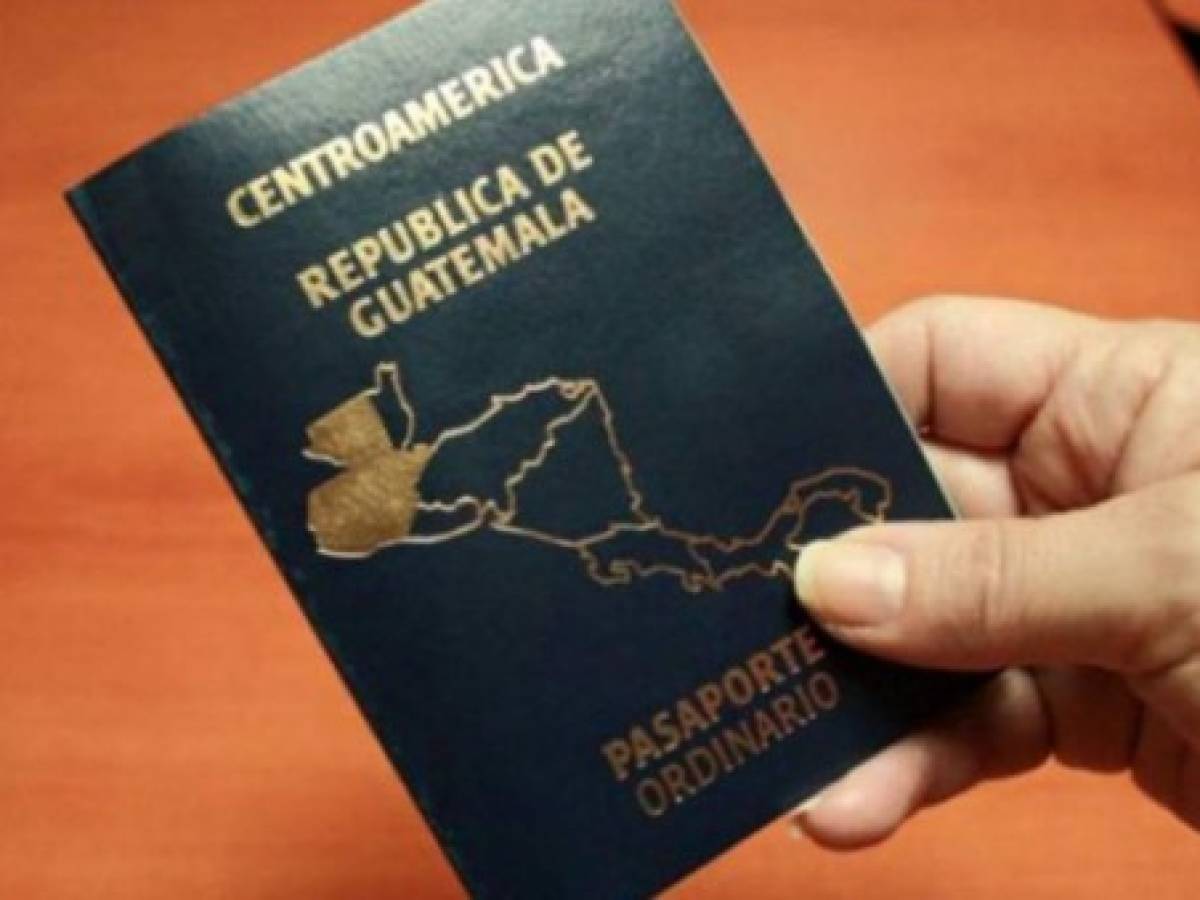 El Salvador pedirá pasaporte a guatemaltecos como medida por el coronavirus