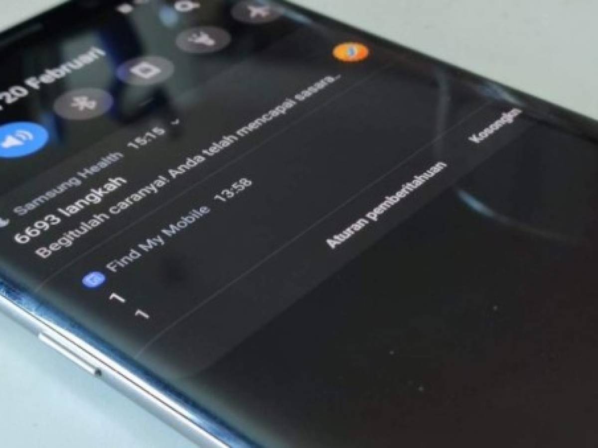 Samsung envía por error una notificación a sus móviles Galaxy