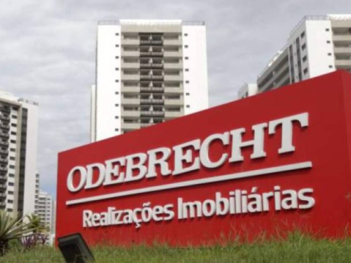 A sign of the Odebrecht SA construction conglomerate is pictured in Rio de Janeiro, Brazil, February 26, 2016. REUTERS/Ricardo Moraes