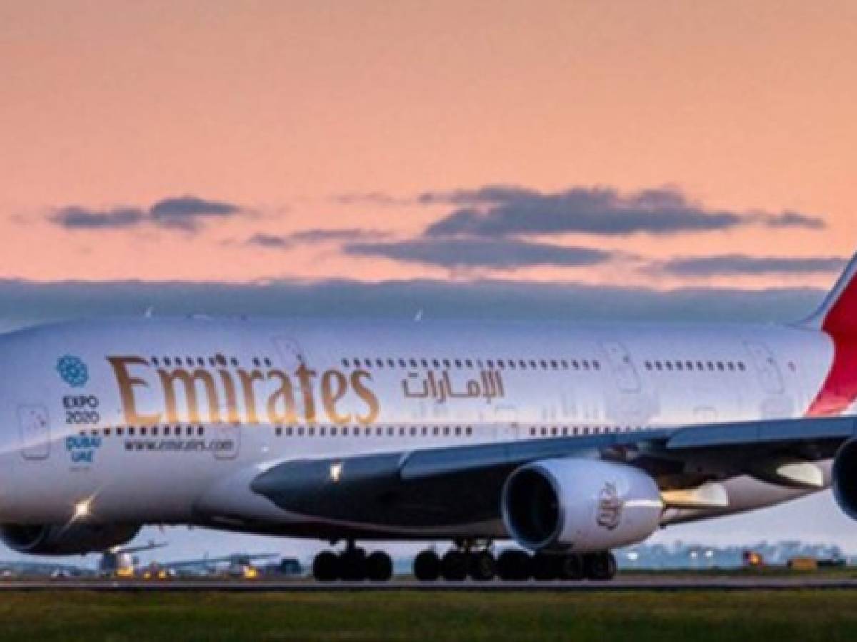 Emirates Airlines sigue a la espera para operar ruta Dubái-México