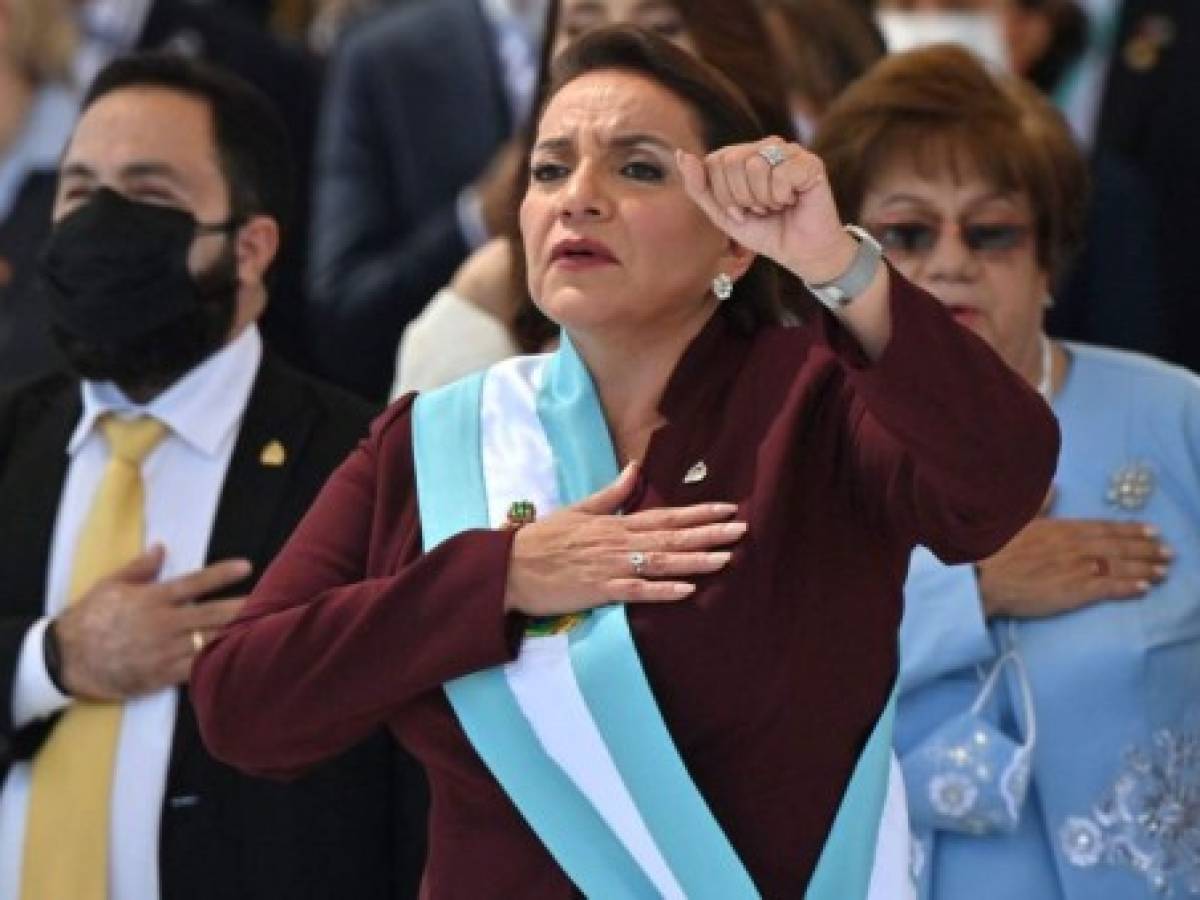 Xiomara Castro asume la presidencia de Honduras