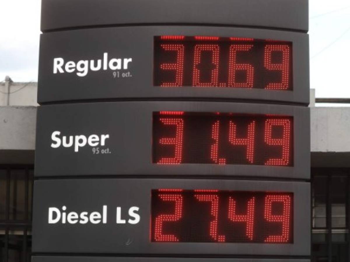 Aumentan precios de los combustibles en Guatemala