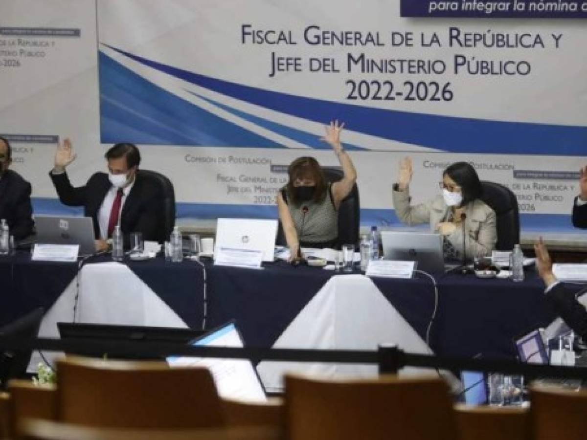 Guatemala: Renuncia decano de Universidad Da Vinci y deja la Comisión de Postulación