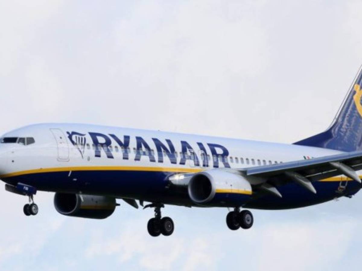 Ryanair sigue siendo rentable pero sufrirá con la subida del petróleo