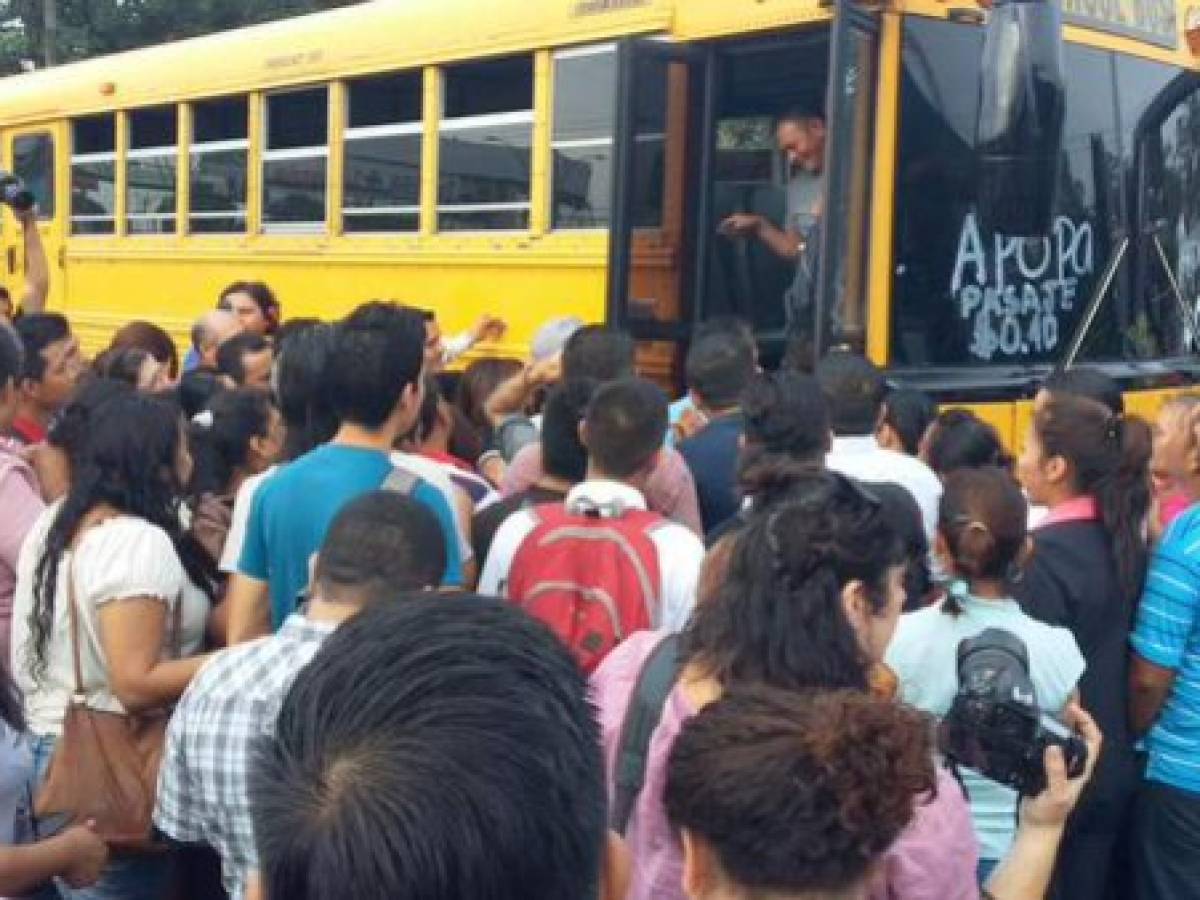 El Salvador: Pandillas ordenaron paro de transporte desde Centros Penales