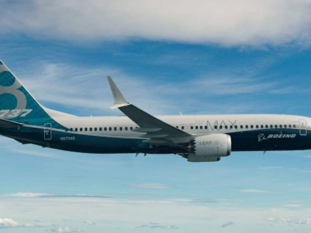 Boeing recibe más cancelaciones de los pedidos de sus aviones