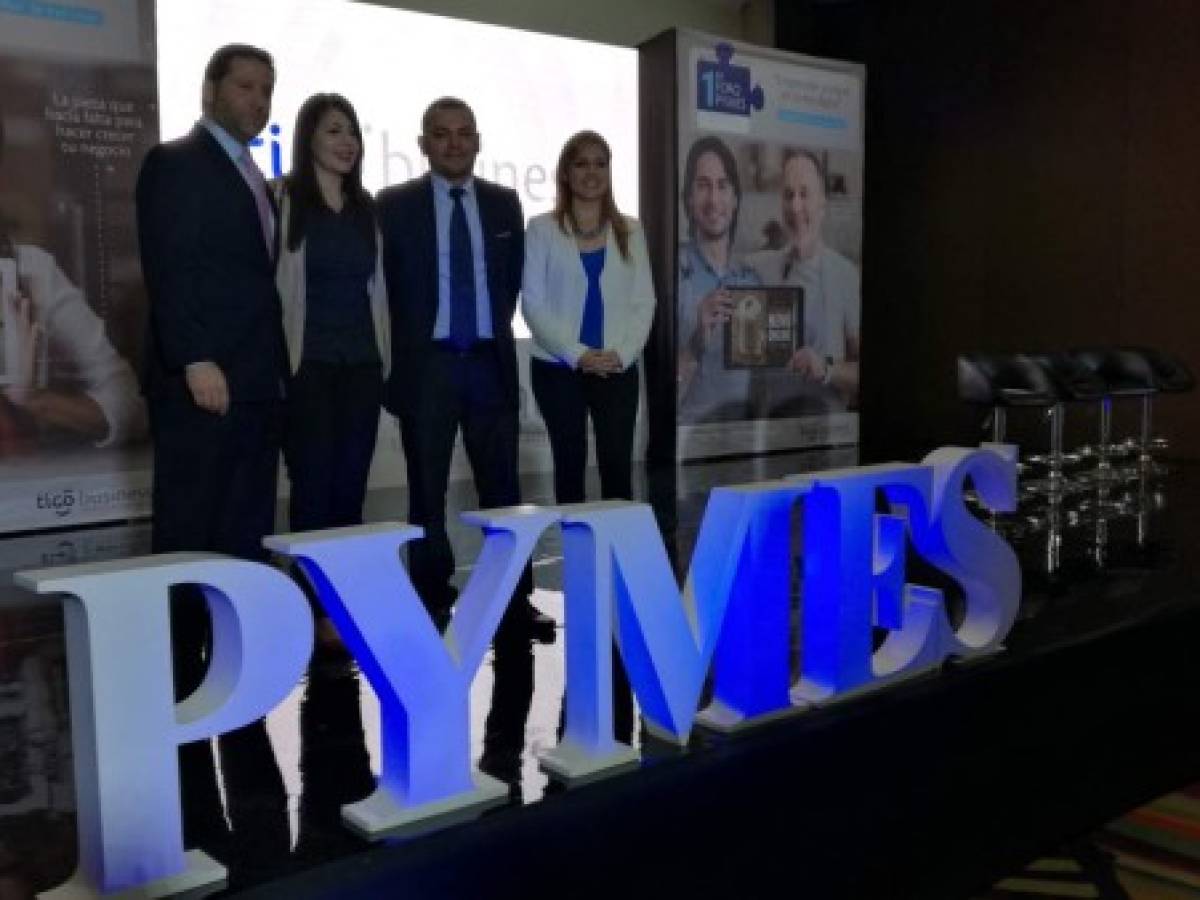 Tigo presenta el primer foro para pymes