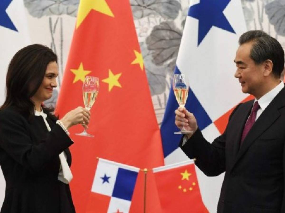 Panamá espera iniciar este año negociación con China para acuerdo comercial